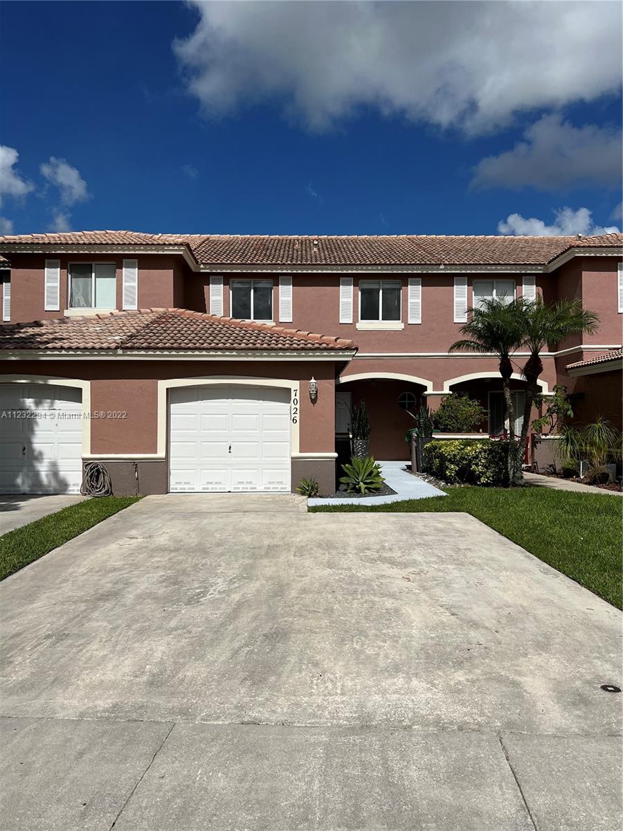 LAGO MAR 1ST ADDN - Residential Lease