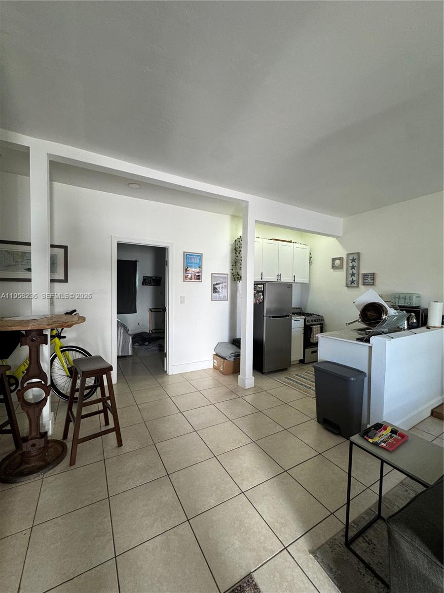 BISCAYNE BCH SUB - Residential Income