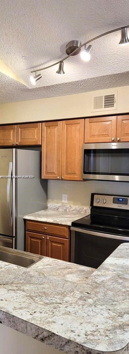 SUNDANCE AT DAVIE CONDO - Residential Lease