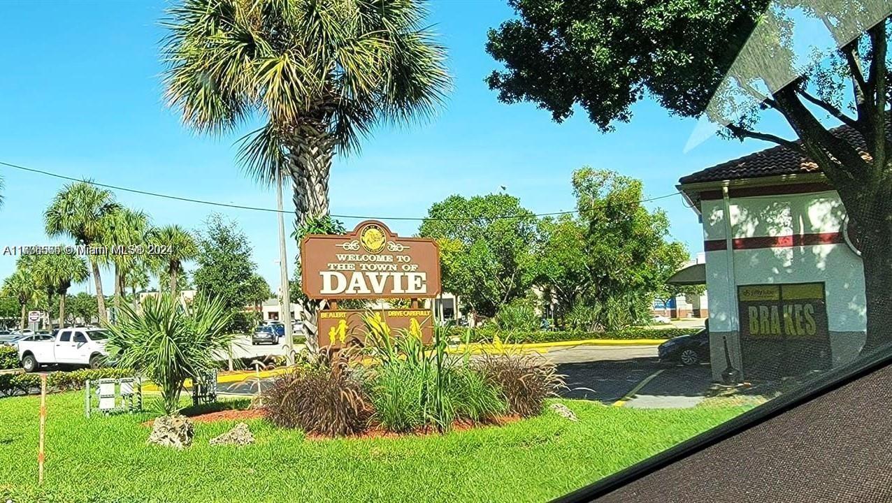 SUNDANCE AT DAVIE CONDO - Residential Lease
