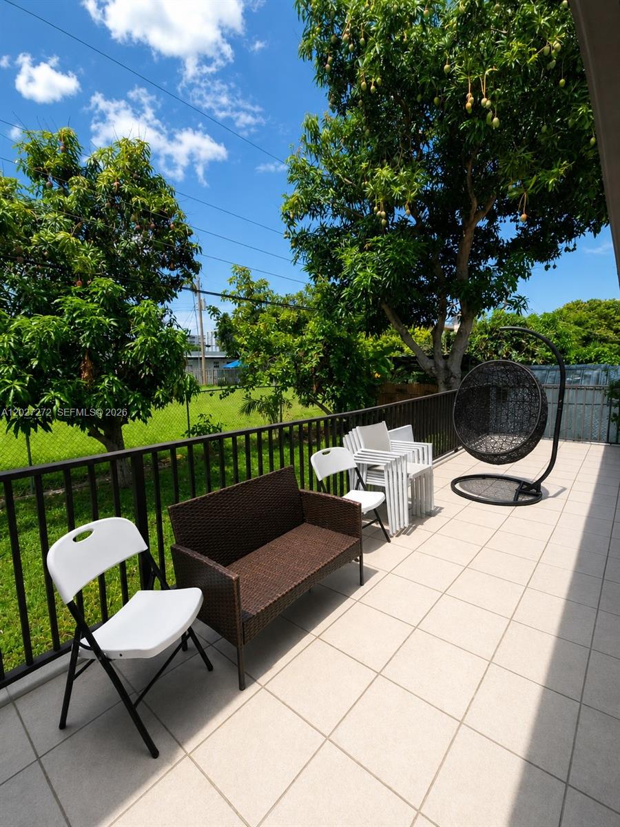 ANDERSON VILLAS - Residential