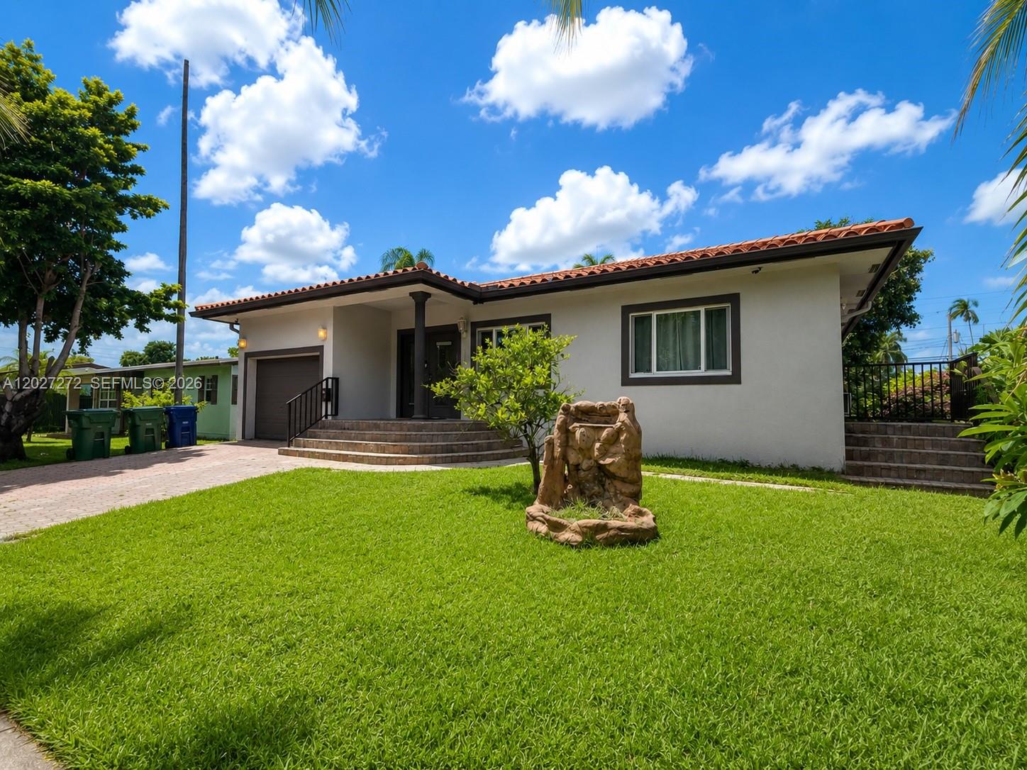 ANDERSON VILLAS - Residential