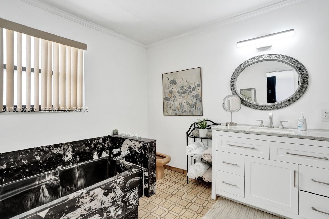 NOVA NORTH CONDOMINIUM 6 - Residential Lease