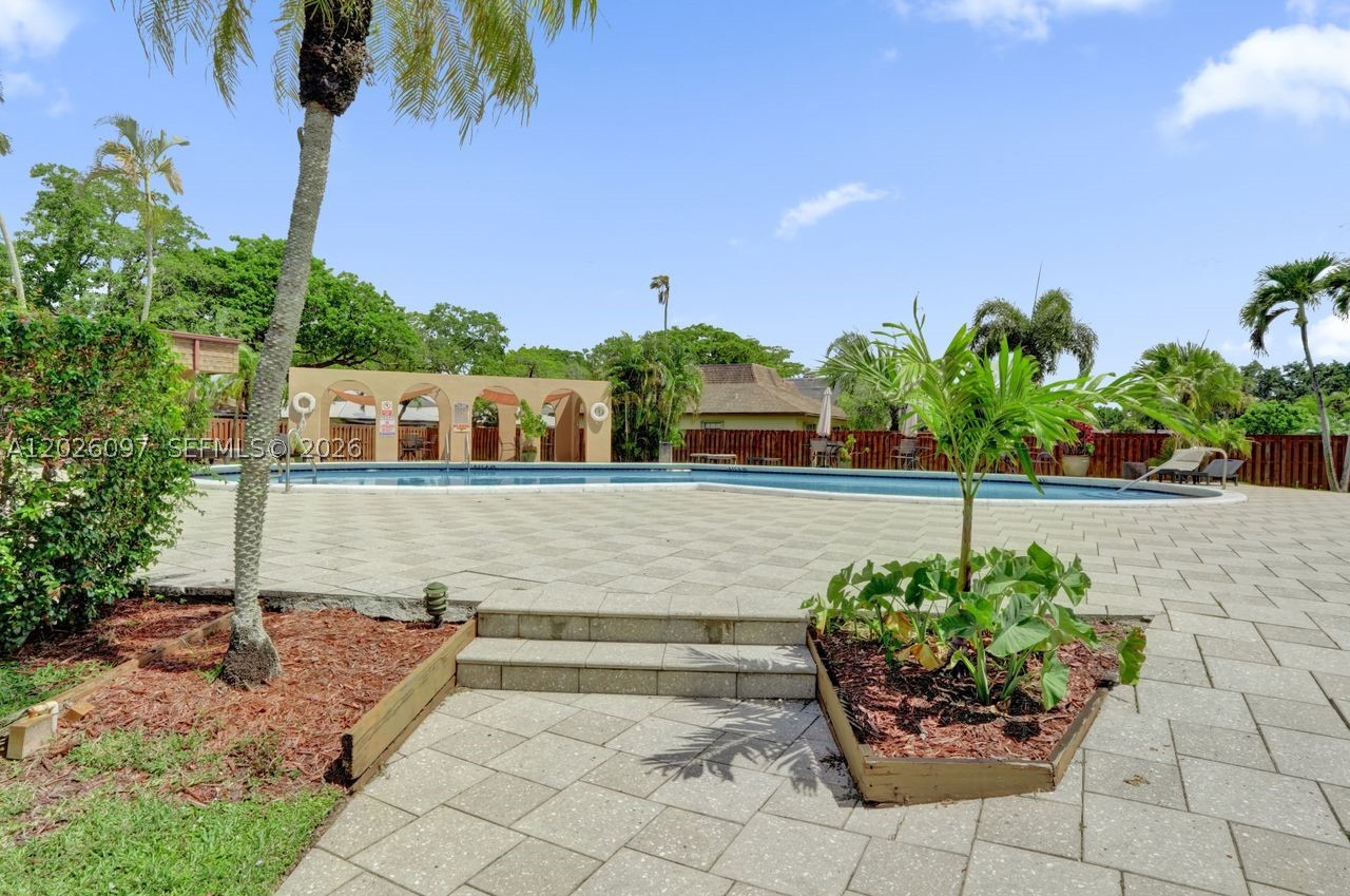 NOVA NORTH CONDOMINIUM 6 - Residential Lease