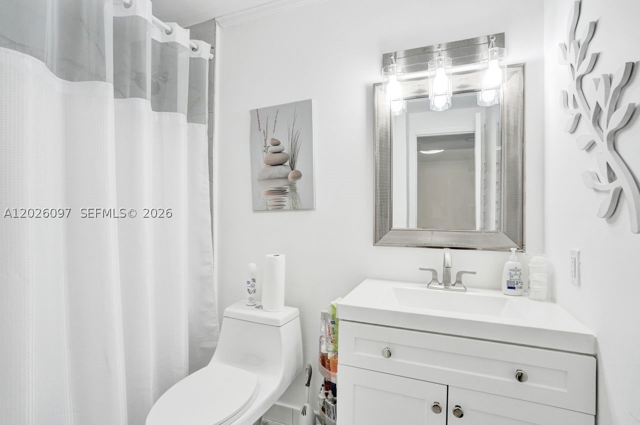 NOVA NORTH CONDOMINIUM 6 - Residential Lease