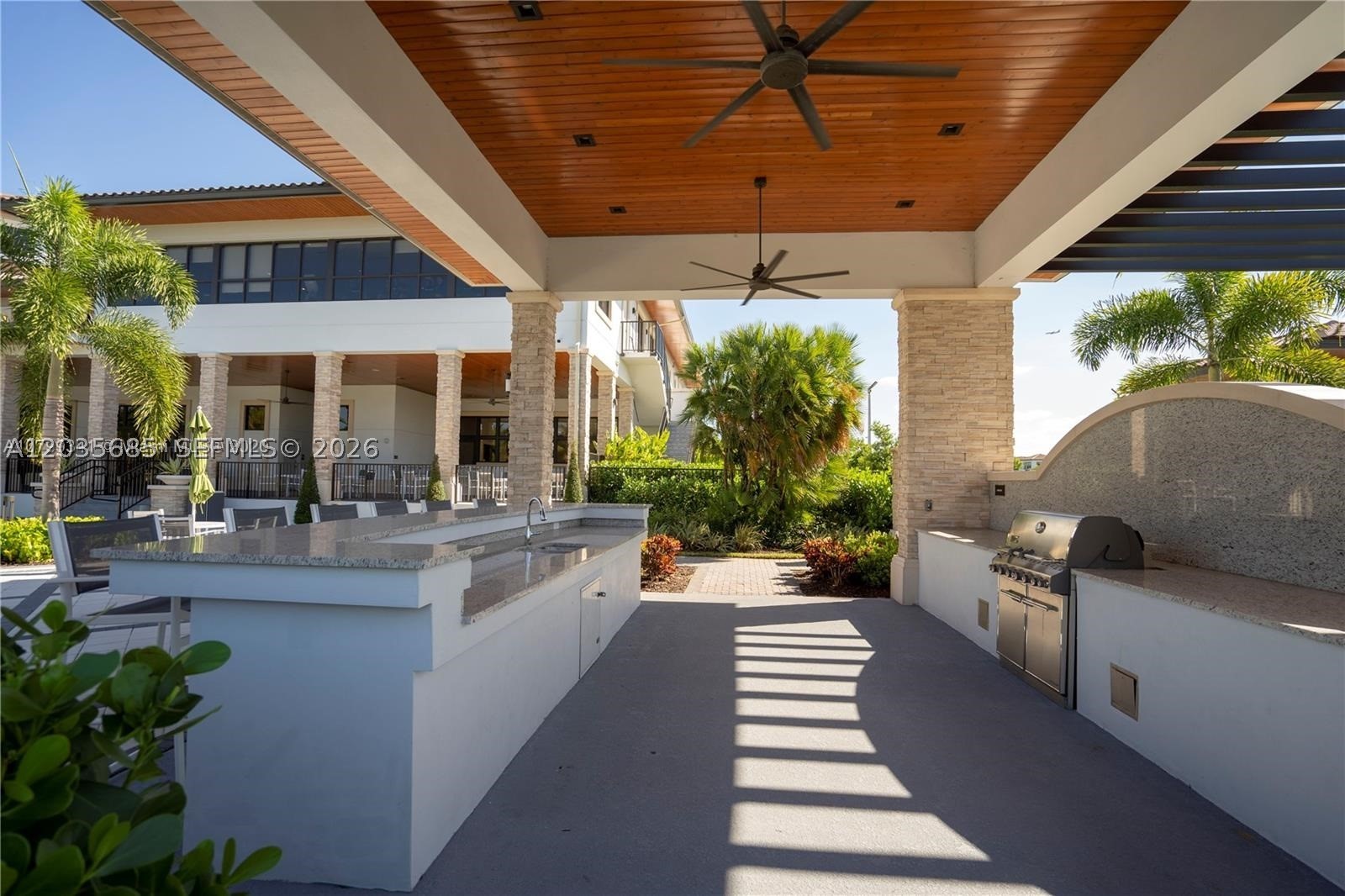 ST MAARTEN AT GRAND BAY - Residential Lease