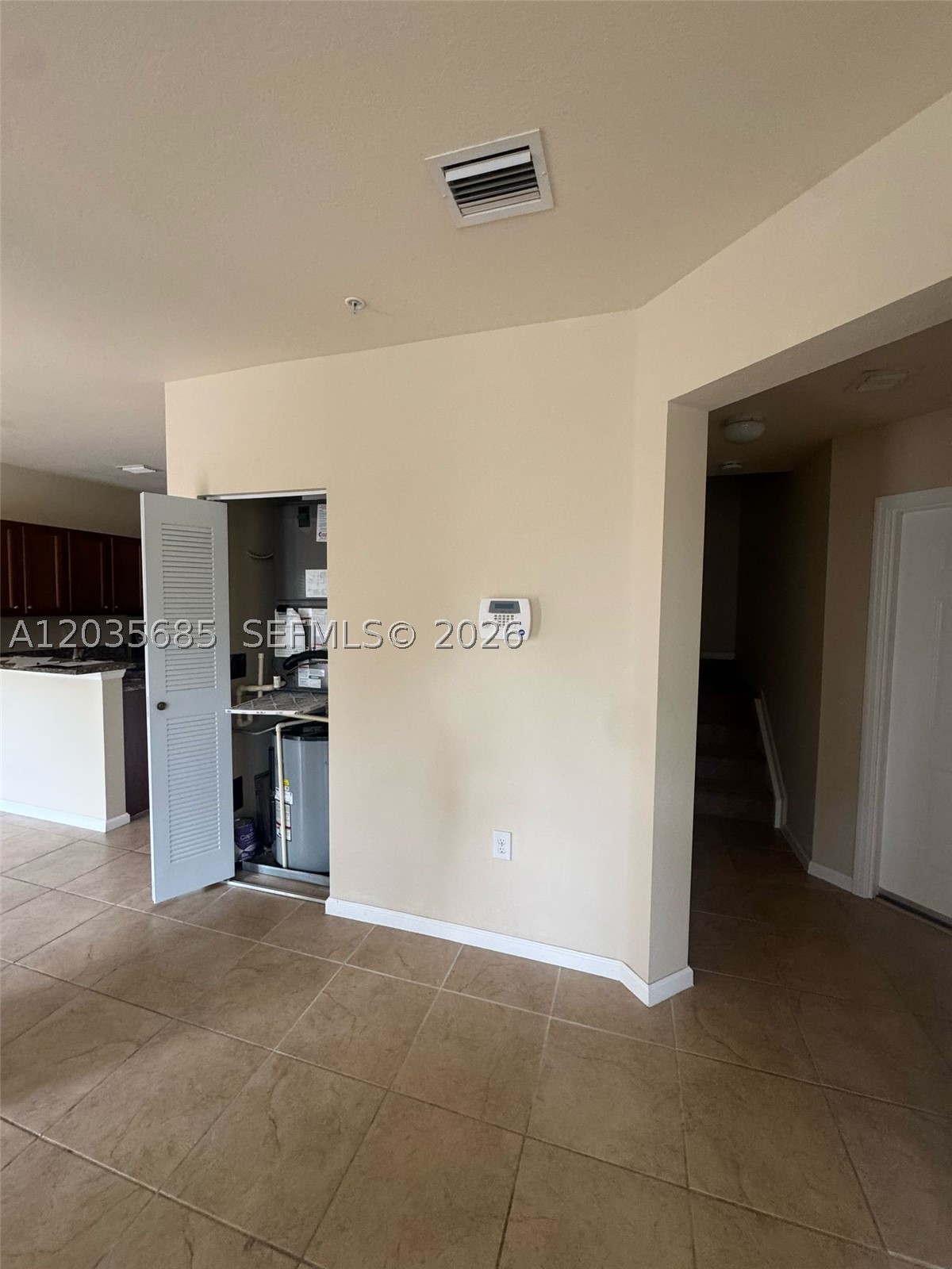 ST MAARTEN AT GRAND BAY - Residential Lease