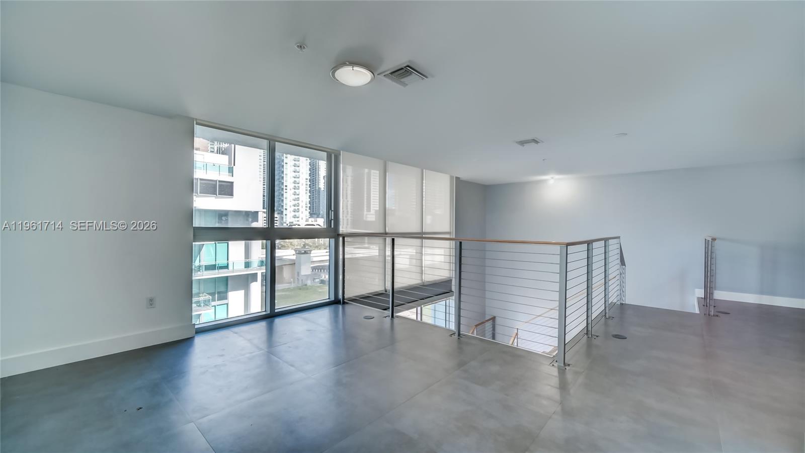 IVY CONDO - Residential