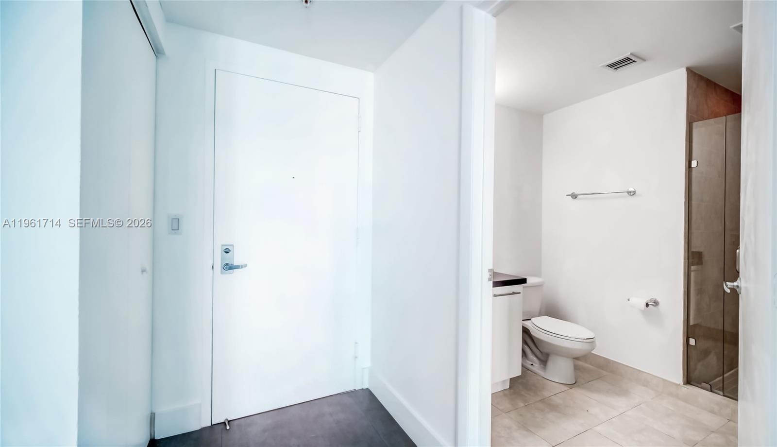 IVY CONDO - Residential