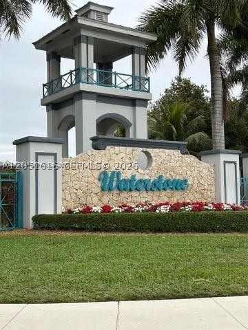 PORTOFINO BAY - Residential Lease