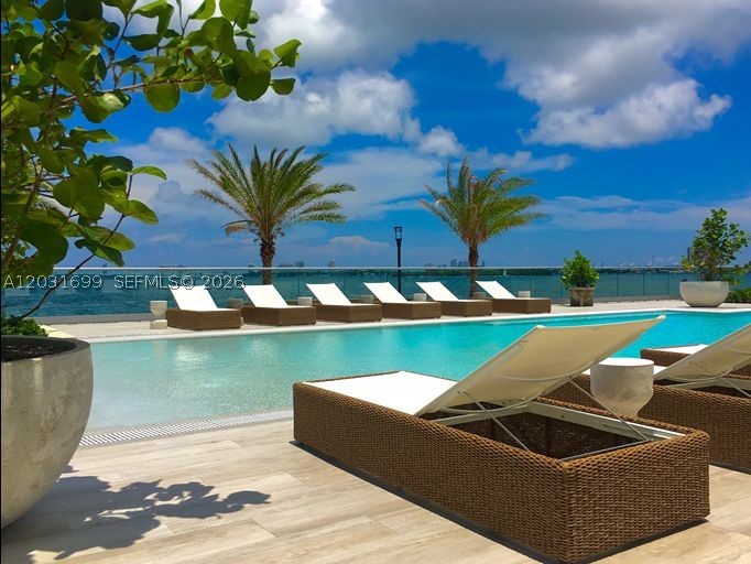 BISCAYNE BEACH CONDO - Residential Lease