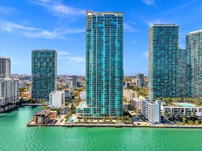 BISCAYNE BEACH CONDO - Residential Lease