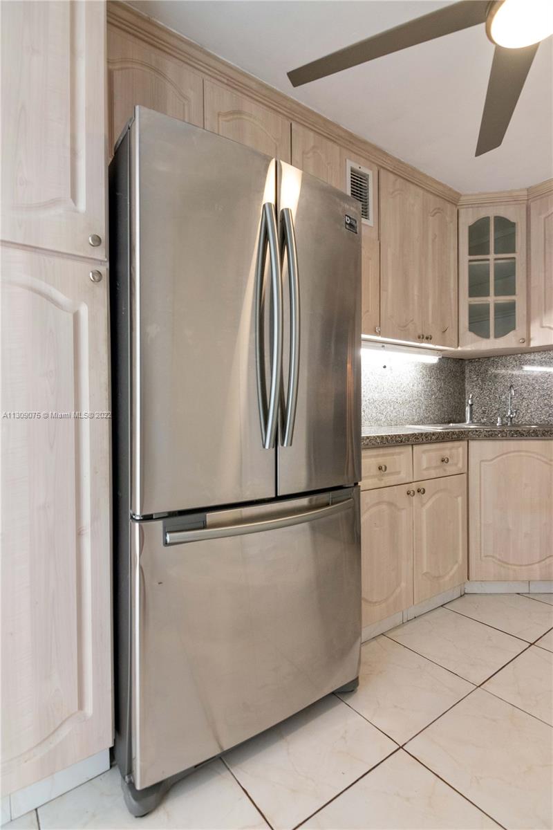 GATEWAY HOUSE CONDO - NOR - Residential Lease