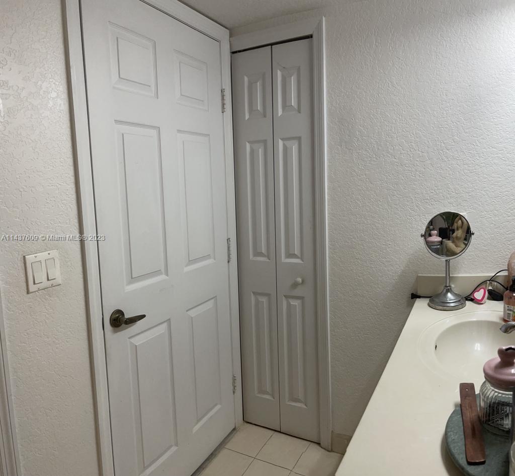 BREEZE OF GALLOWAY CONDO - Residential