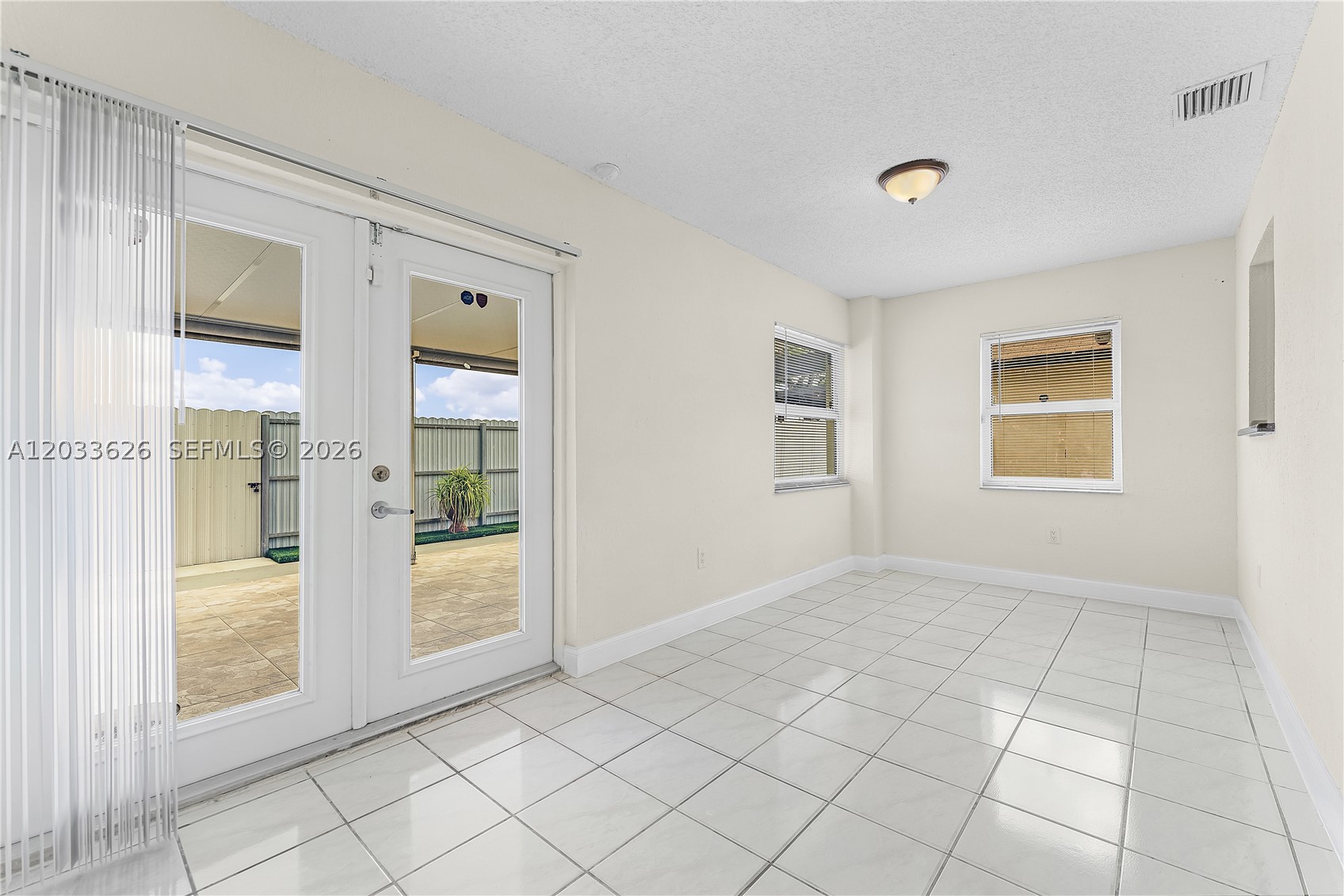 OAK PARK SEC 7 - Residential Lease