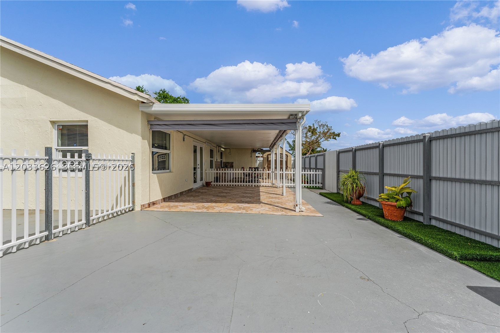 OAK PARK SEC 7 - Residential Lease