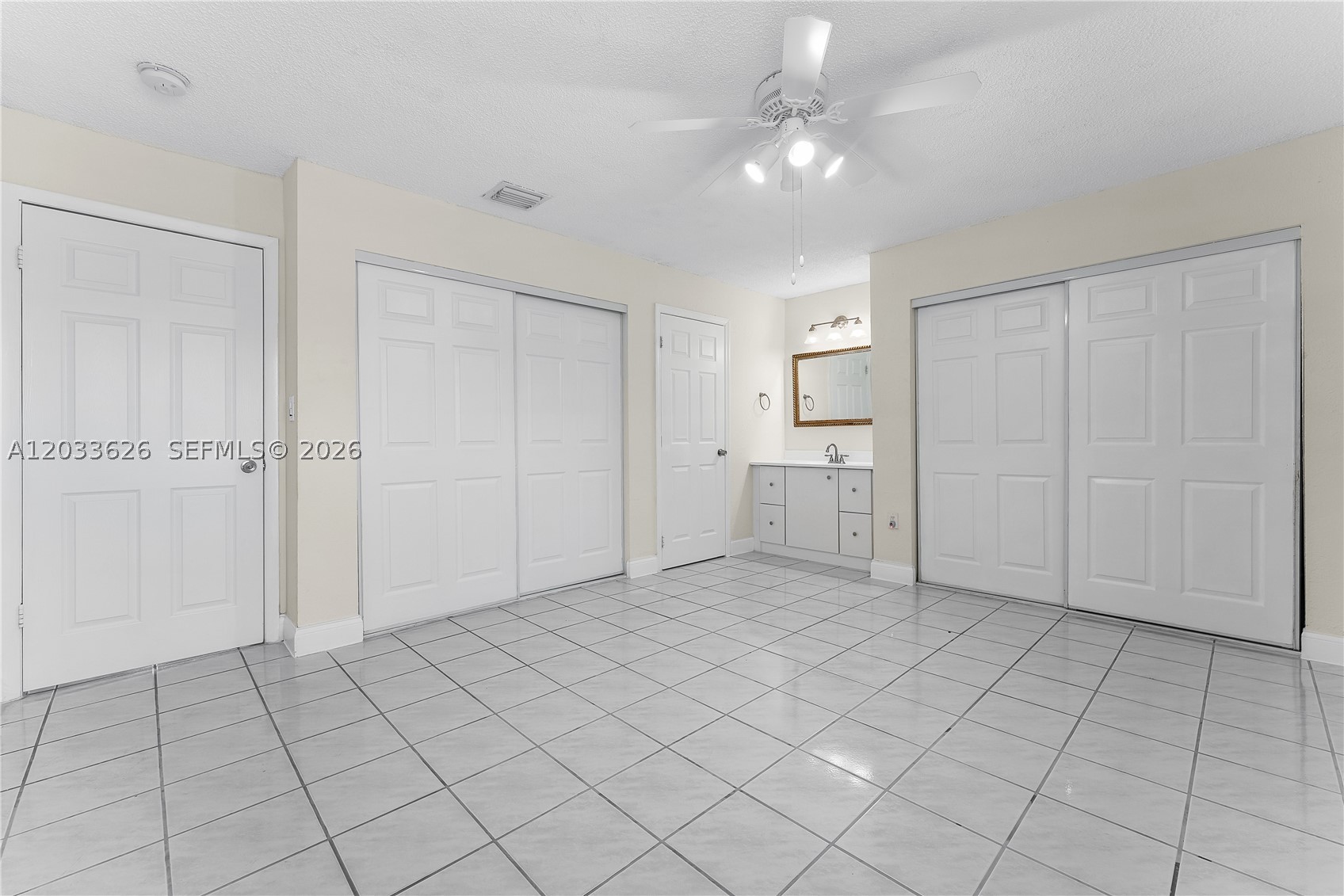 OAK PARK SEC 7 - Residential Lease