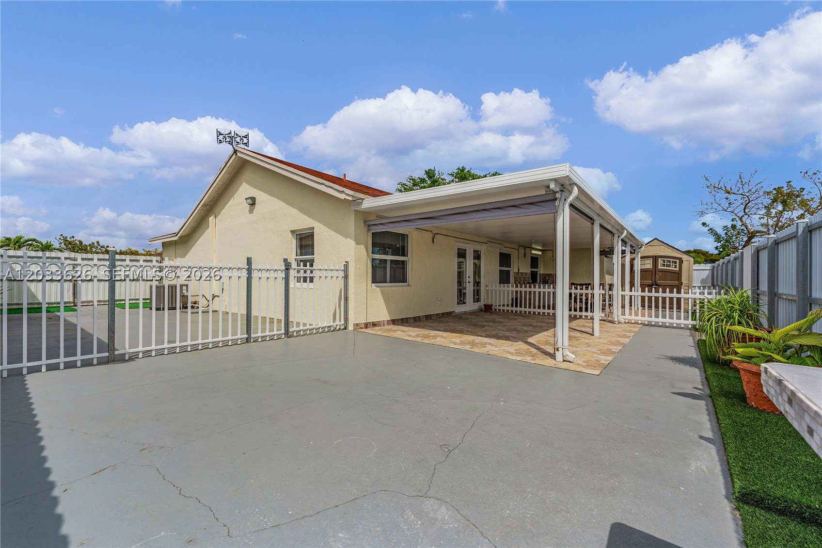OAK PARK SEC 7 - Residential Lease