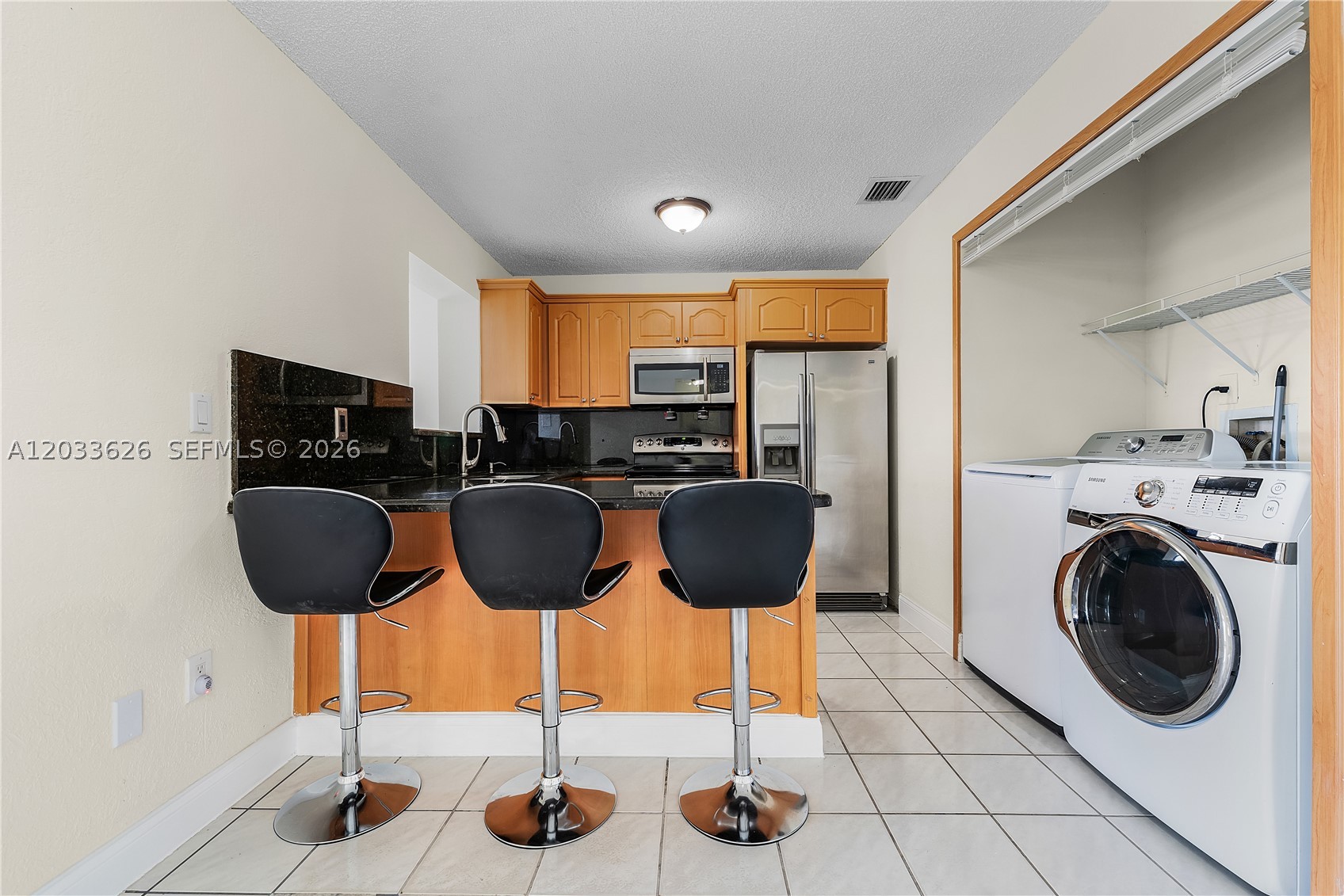 OAK PARK SEC 7 - Residential Lease