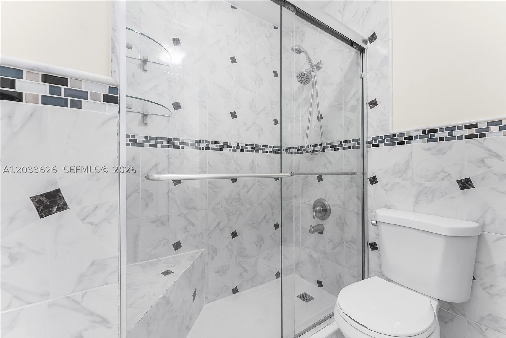 OAK PARK SEC 7 - Residential Lease