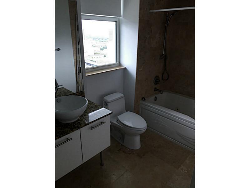 BRICKELL ON THE RIVER S T - Residential Lease