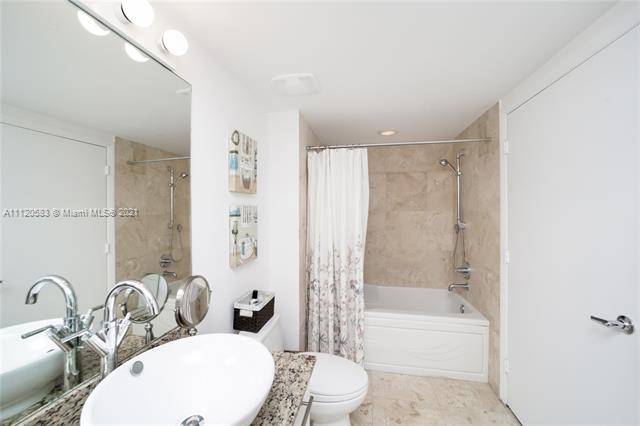 BRICKELL ON THE RIVER S T - Residential Lease