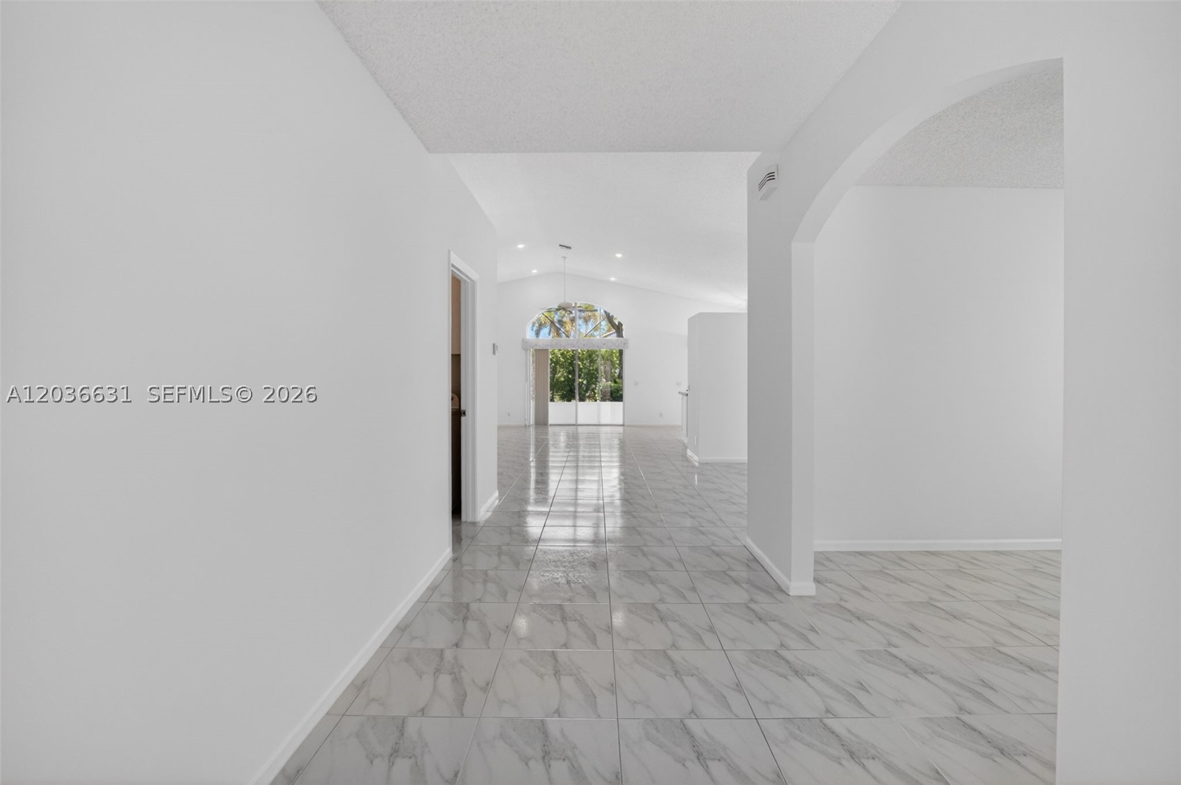 INDIAN HILLS 1 - Residential