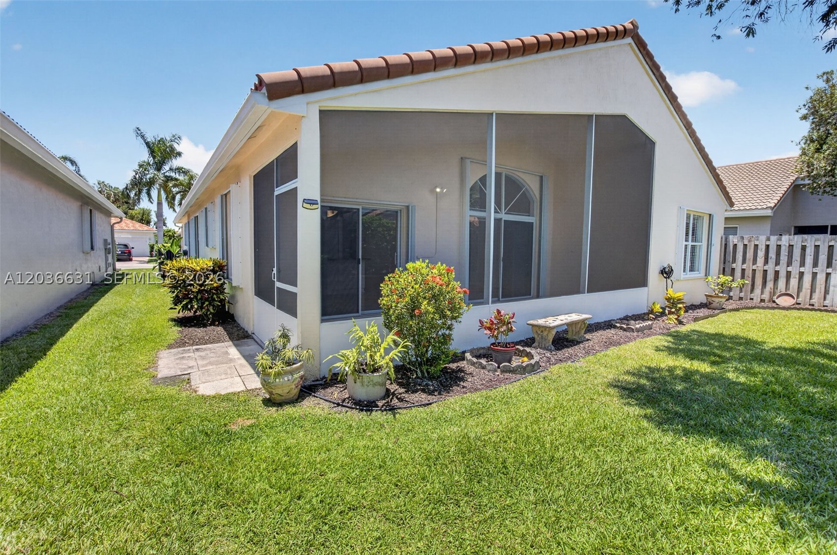 INDIAN HILLS 1 - Residential