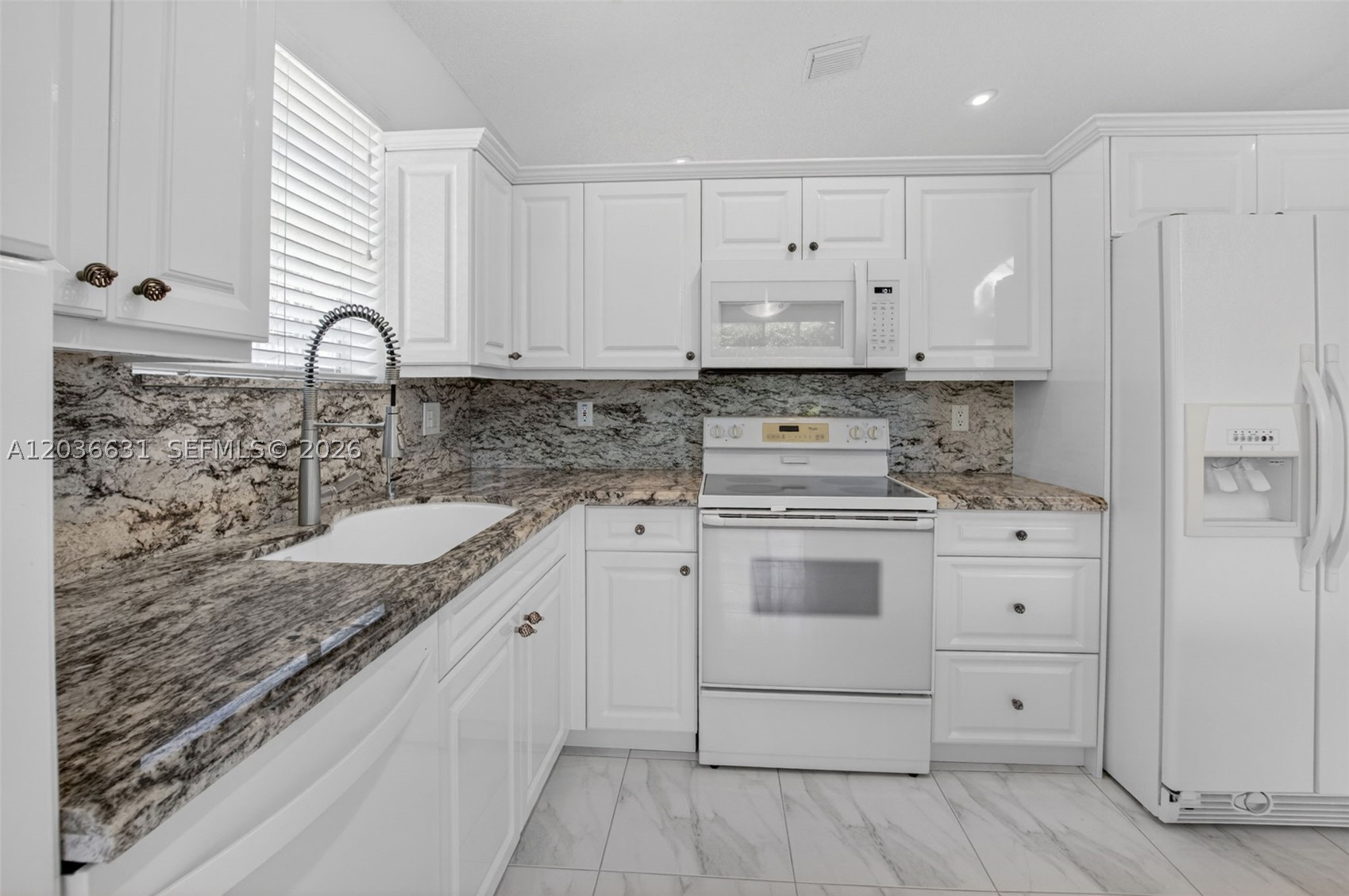 INDIAN HILLS 1 - Residential