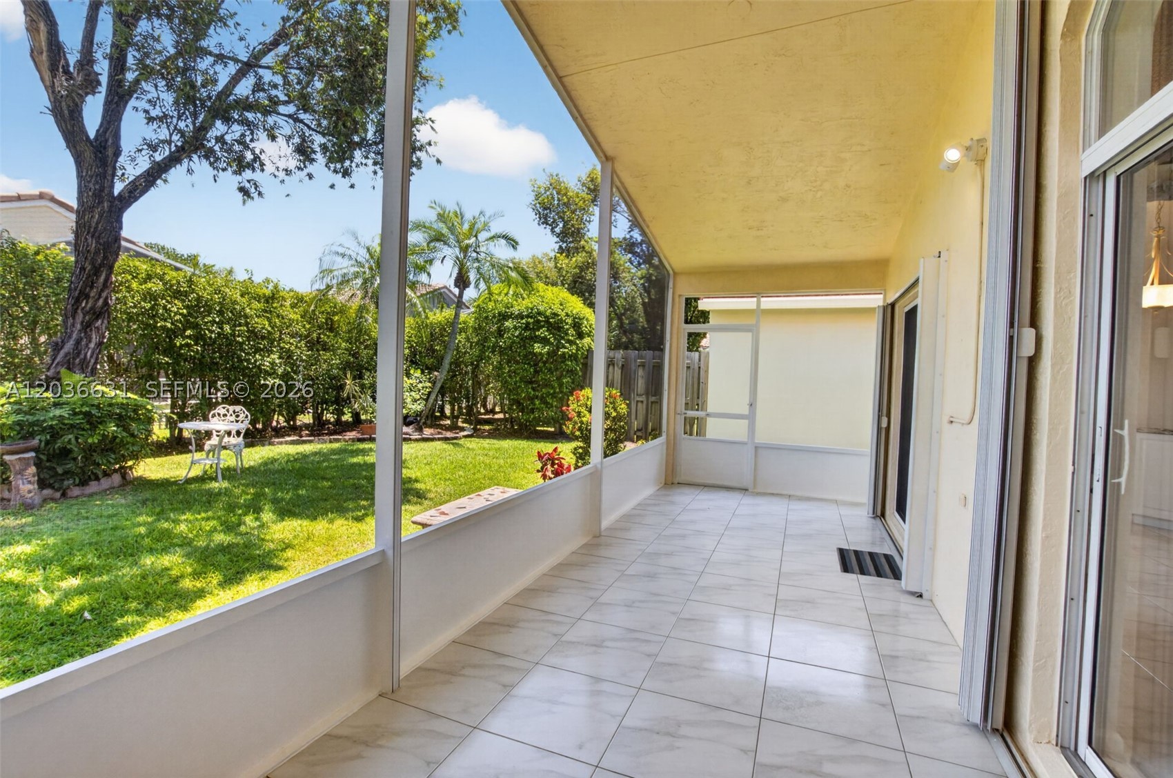INDIAN HILLS 1 - Residential
