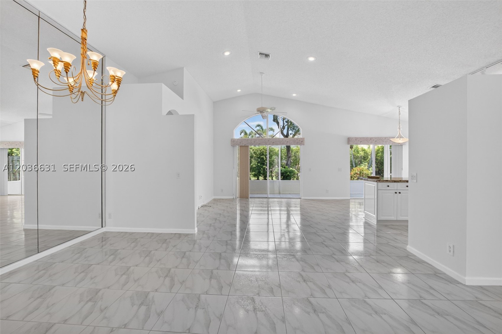 INDIAN HILLS 1 - Residential