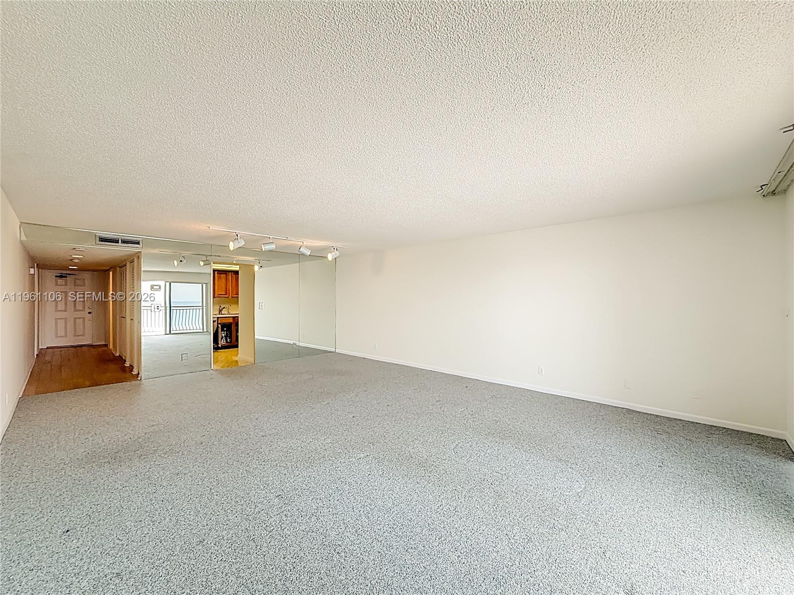 LAGO MAR NORTH LODGE COND - Residential