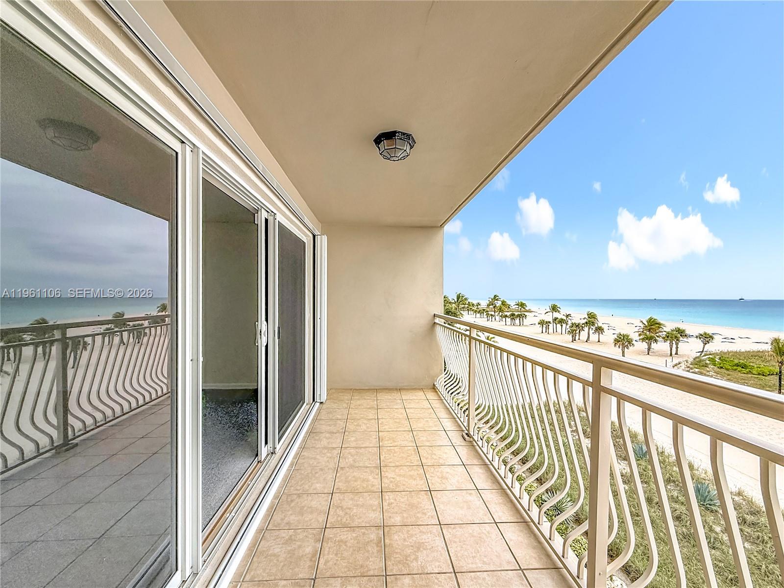LAGO MAR NORTH LODGE COND - Residential