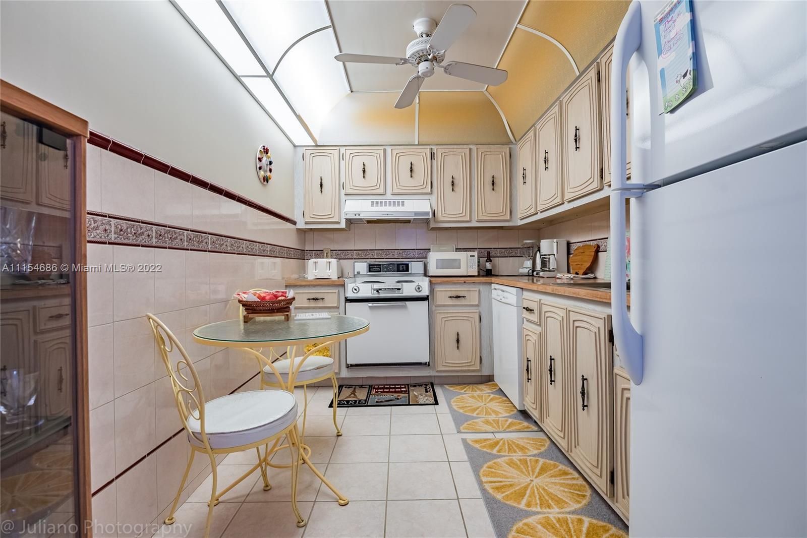 POMPANO BEACH CLUB NORTH - Residential