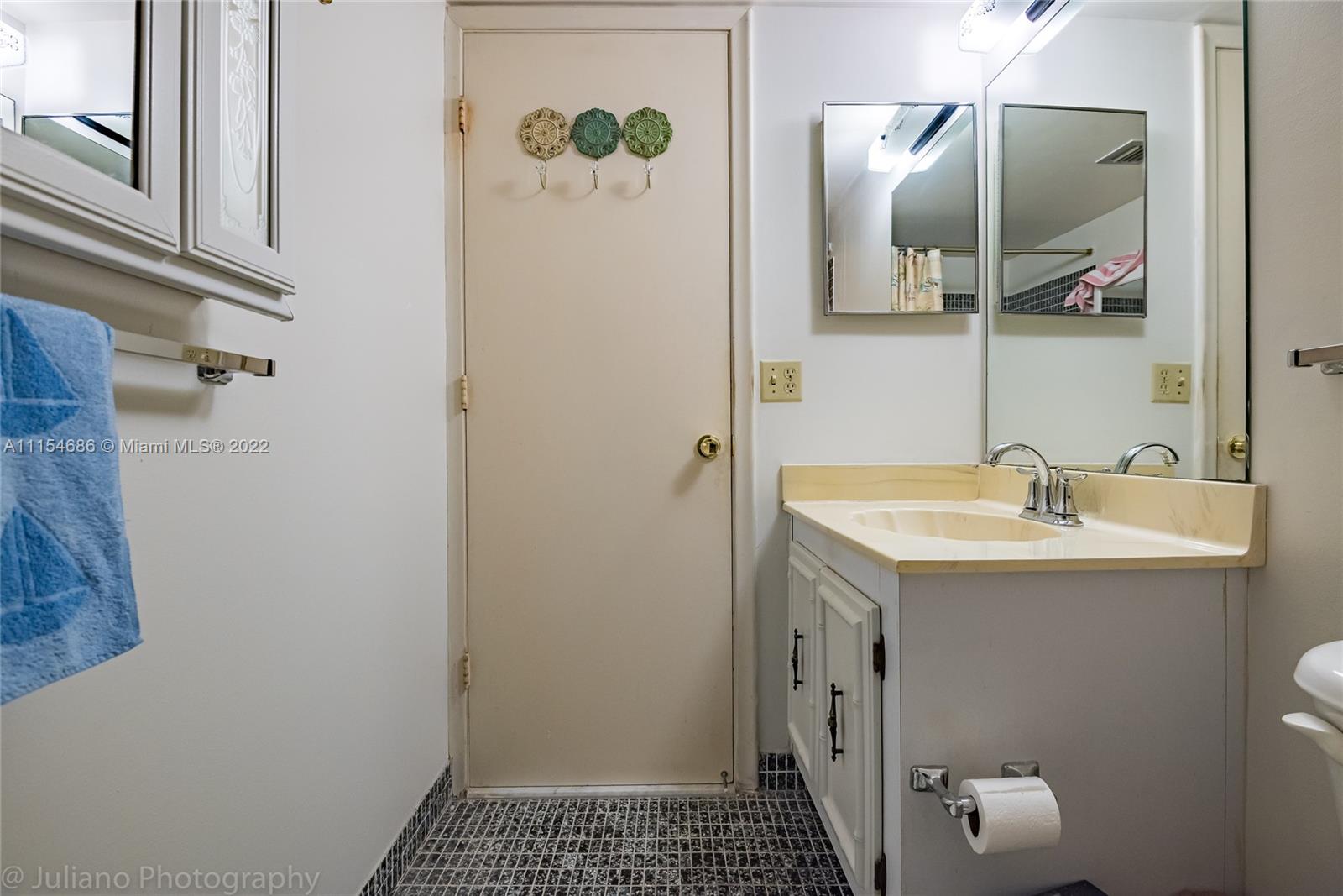POMPANO BEACH CLUB NORTH - Residential