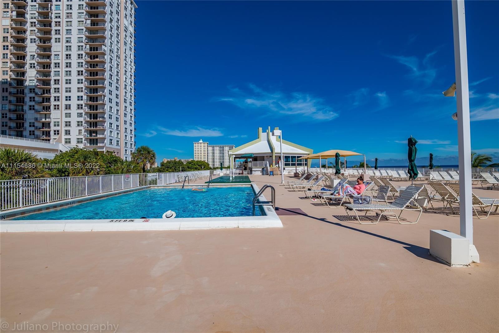 POMPANO BEACH CLUB NORTH - Residential