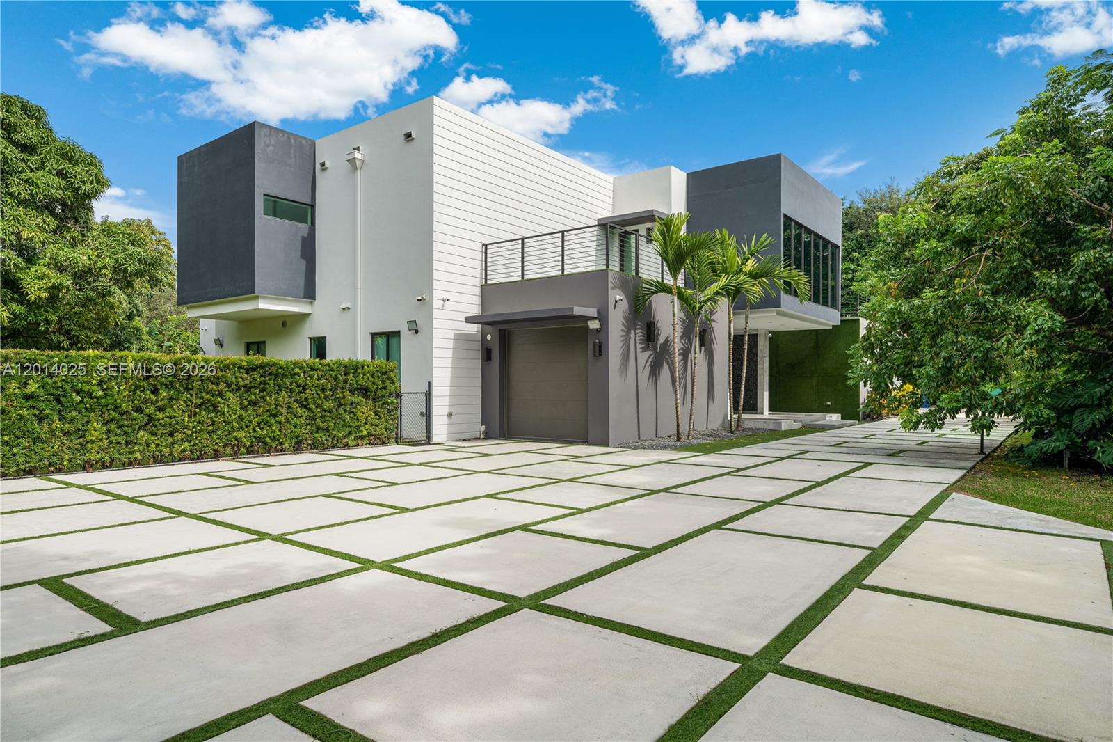 COLLINS ESTATES 1ST ADDN - Residential