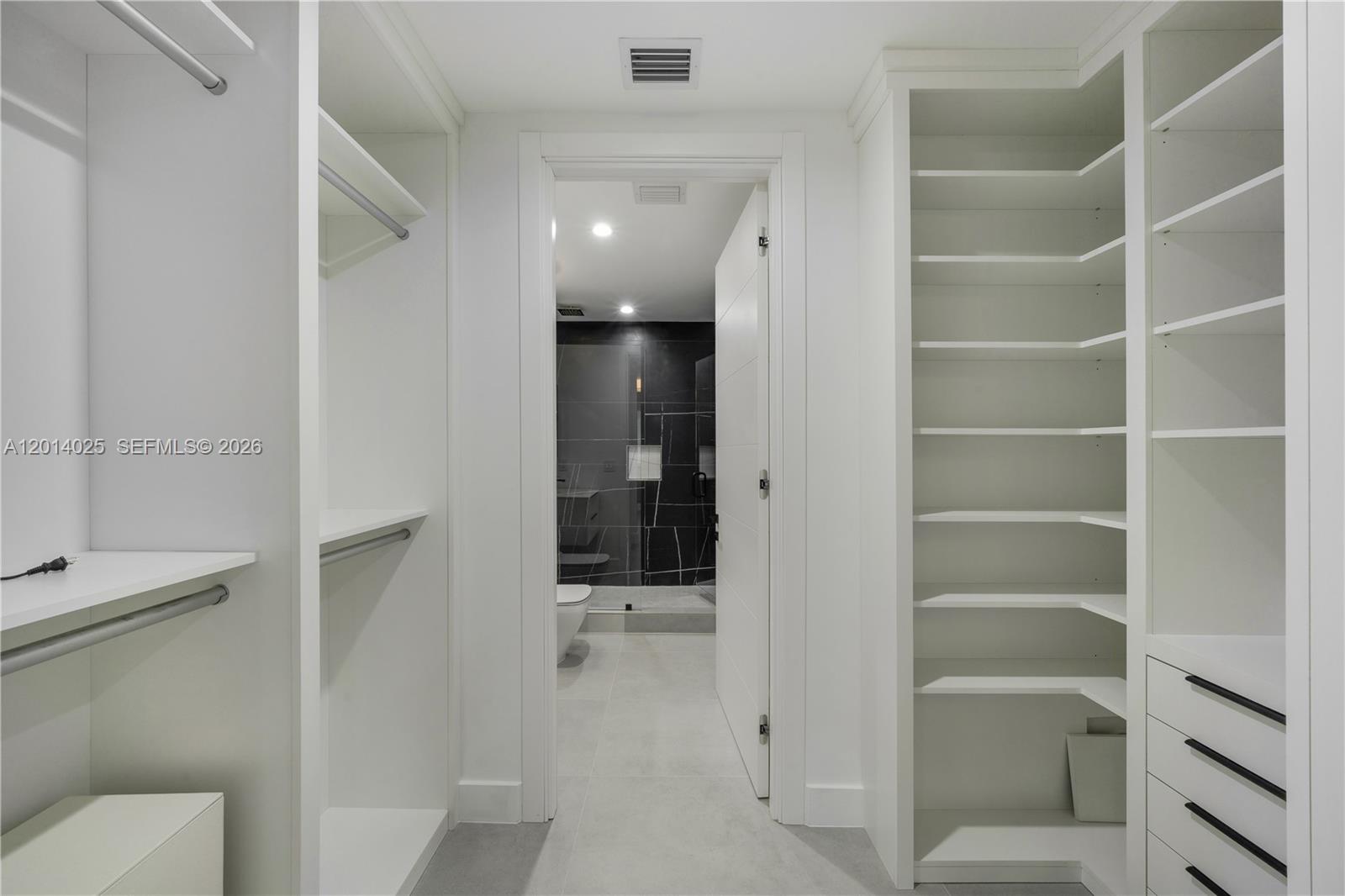 COLLINS ESTATES 1ST ADDN - Residential