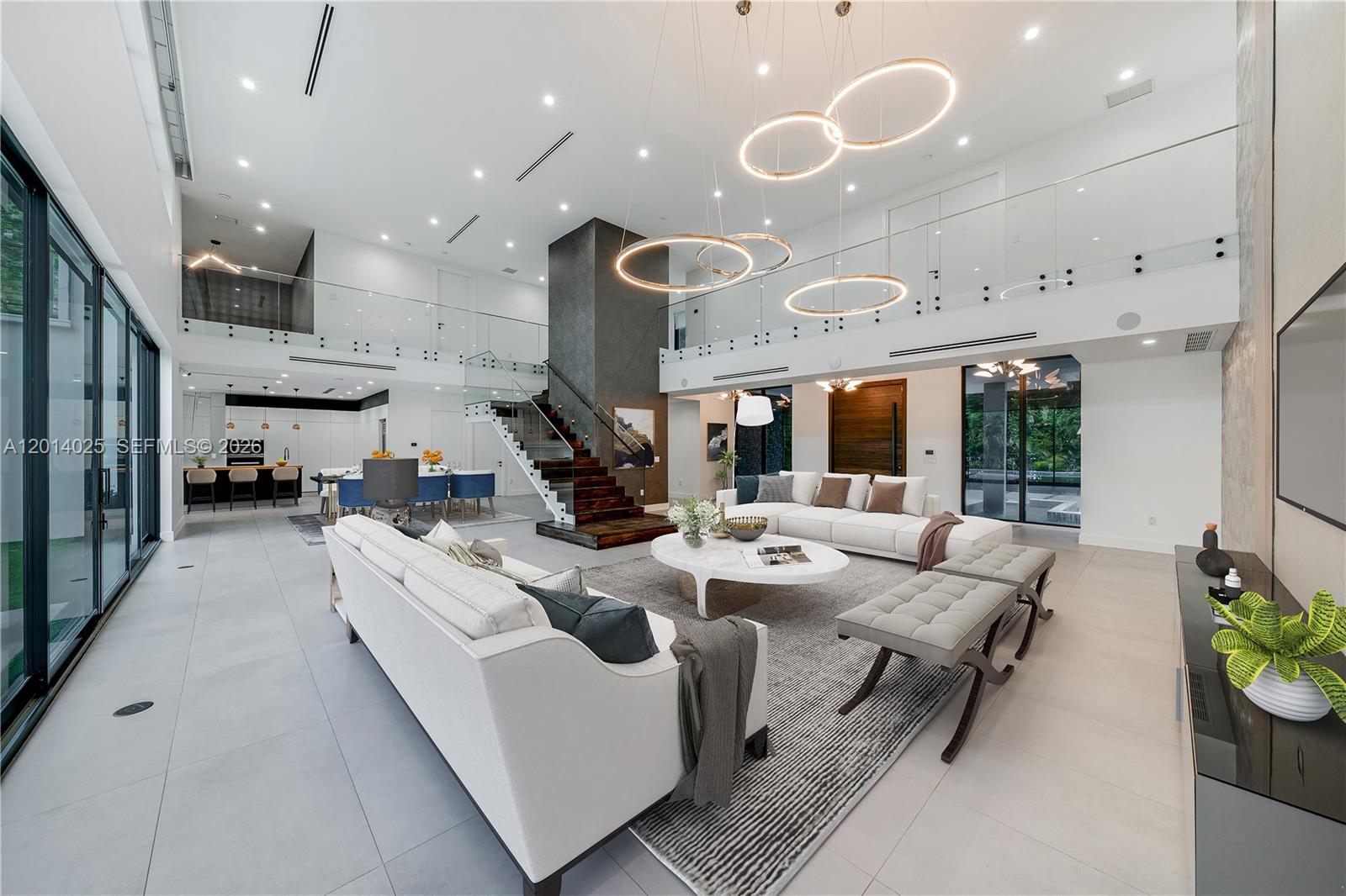 COLLINS ESTATES 1ST ADDN - Residential
