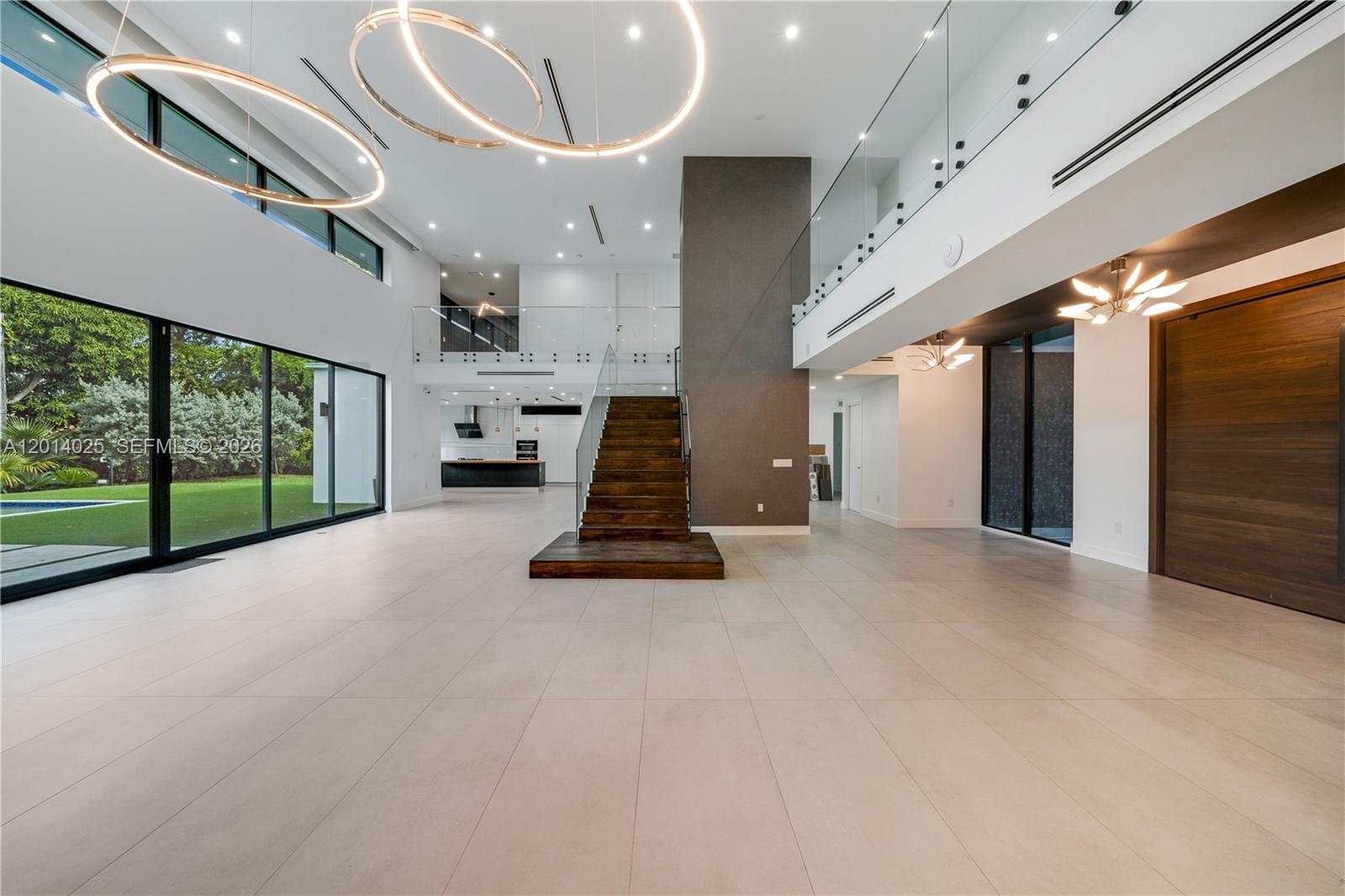 COLLINS ESTATES 1ST ADDN - Residential