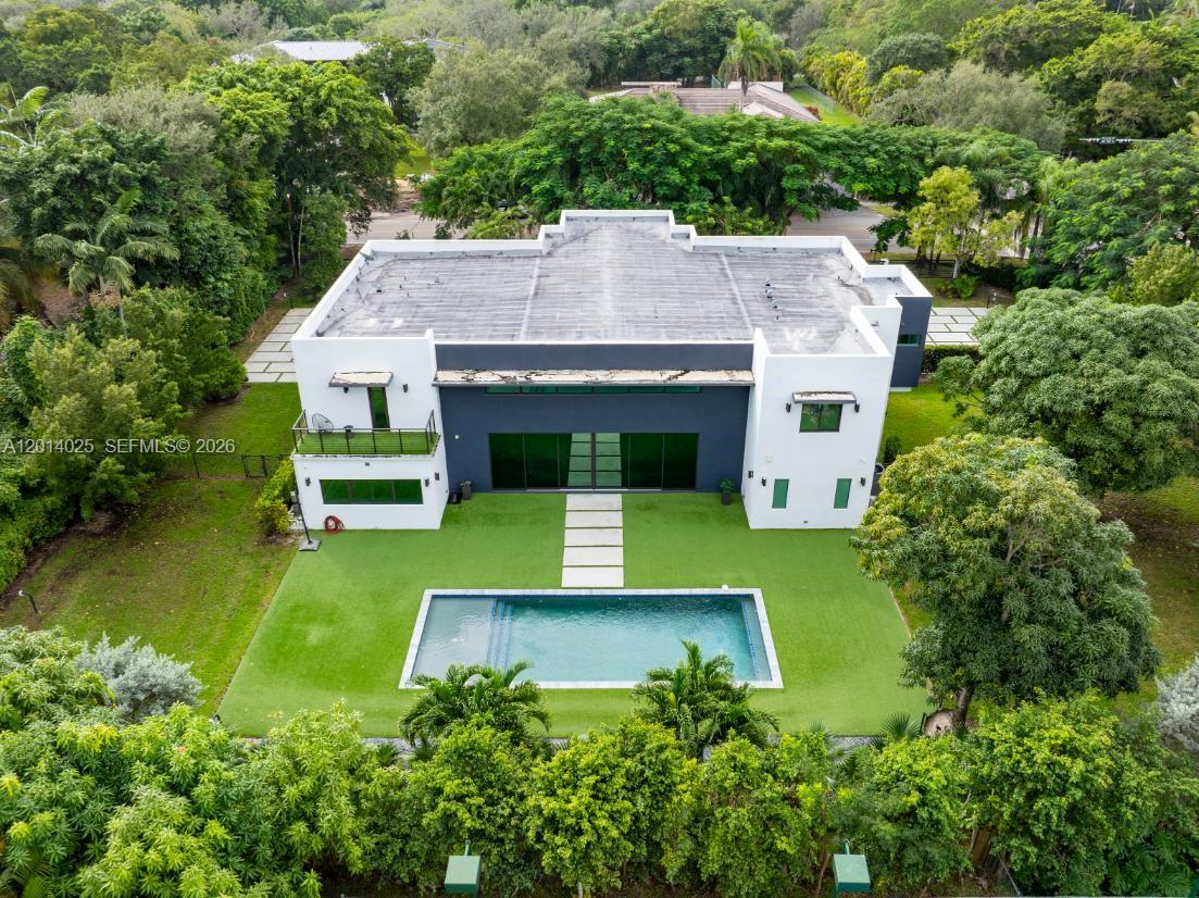 COLLINS ESTATES 1ST ADDN - Residential