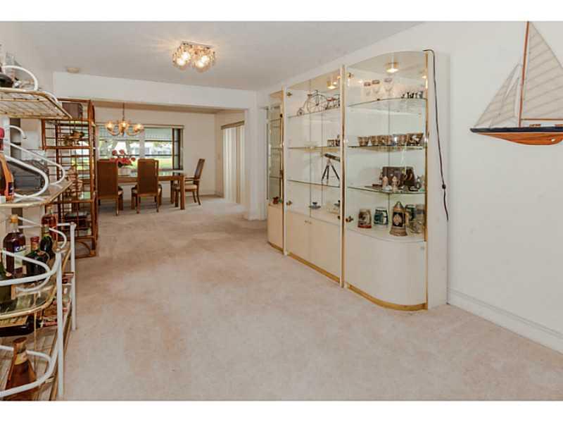 LAUDERDALE WEST 3 SEC 83- - Residential