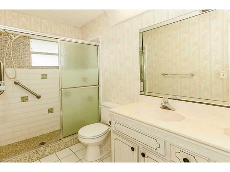 LAUDERDALE WEST 3 SEC 83- - Residential