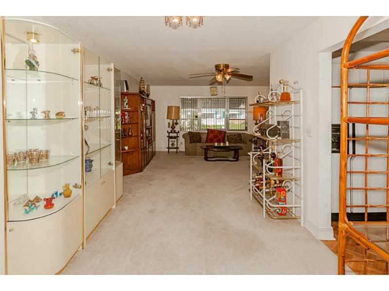 LAUDERDALE WEST 3 SEC 83- - Residential