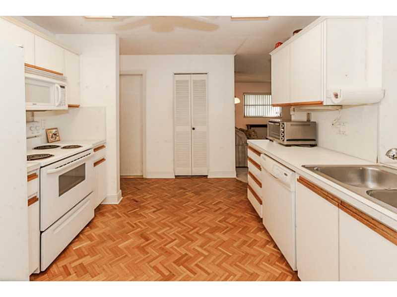 LAUDERDALE WEST 3 SEC 83- - Residential