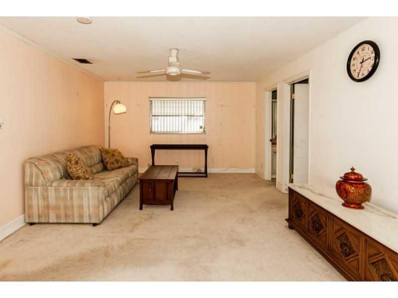 LAUDERDALE WEST 3 SEC 83- - Residential