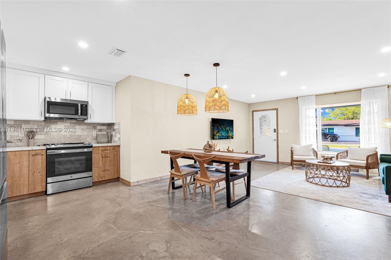 ANDERSON VILLAS - Residential
