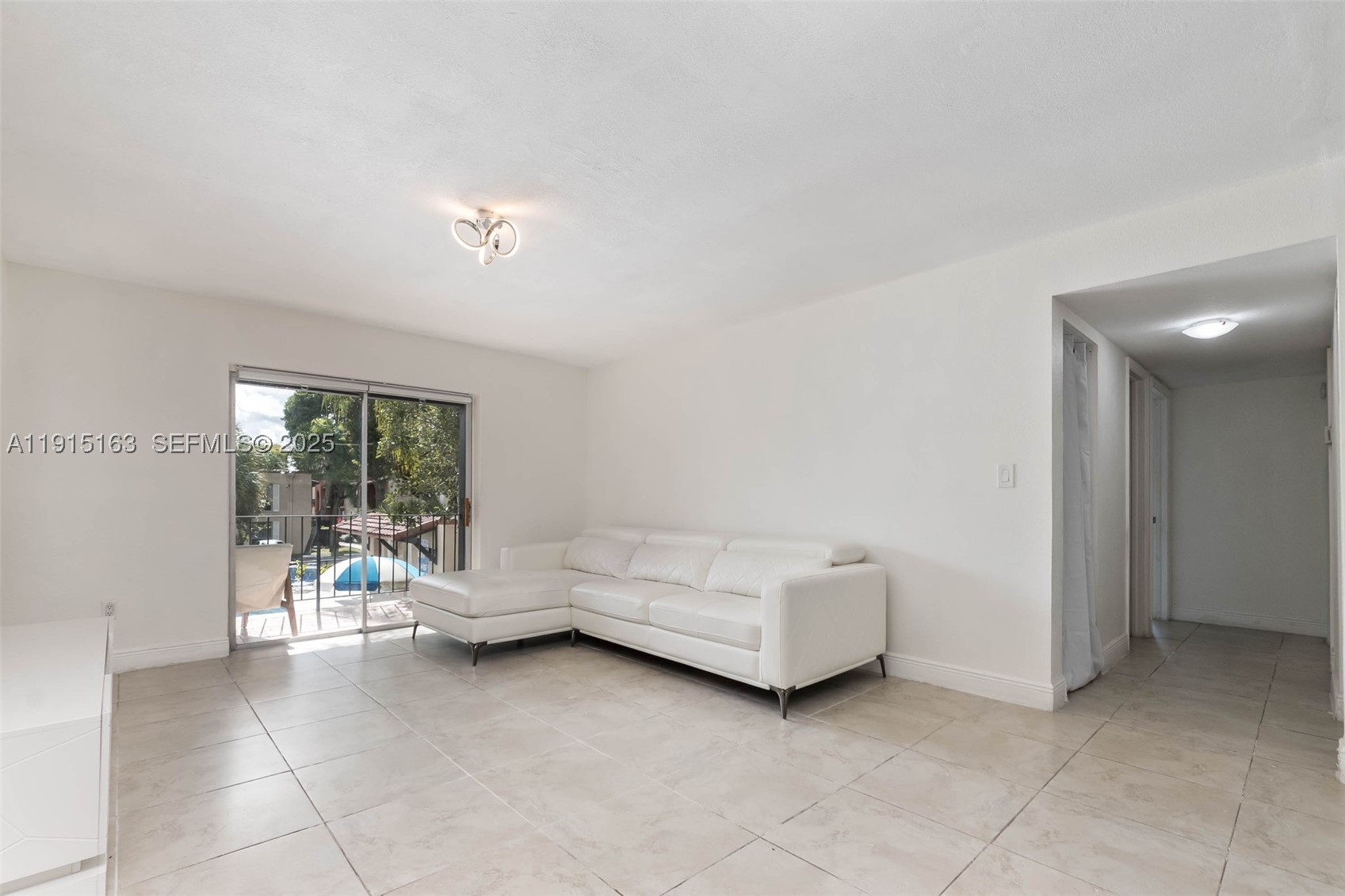 SPANISH TRACE CONDO PH II - Residential