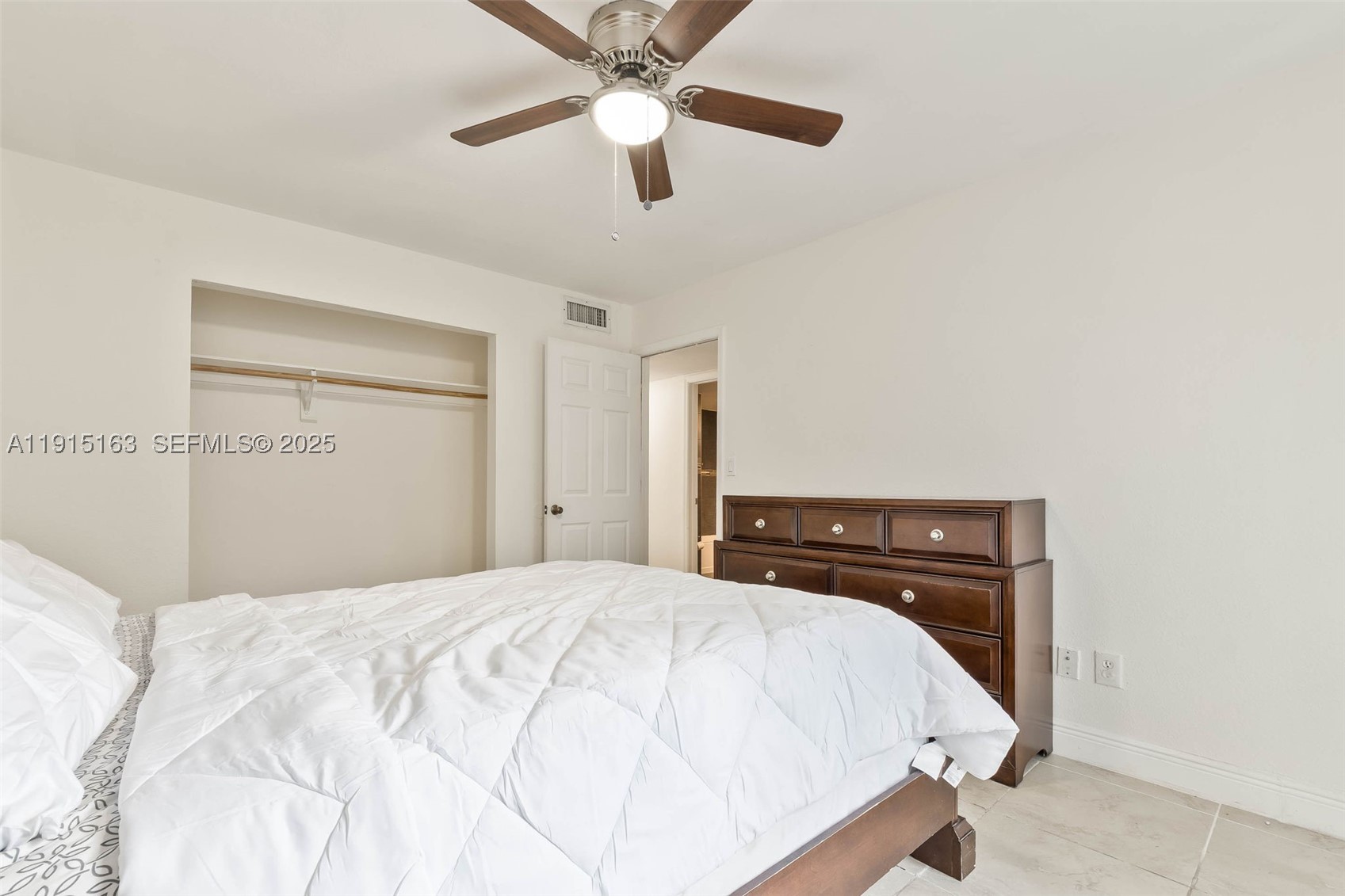 SPANISH TRACE CONDO PH II - Residential