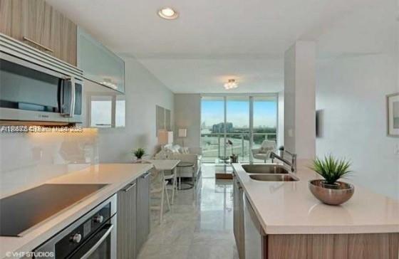 EDEN HOUSE CONDO - Residential
